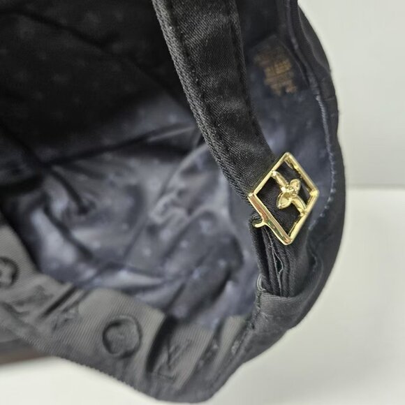 Louis Vuitton Black Cap - Classic Design with LV Patch - Picture 5 of 7